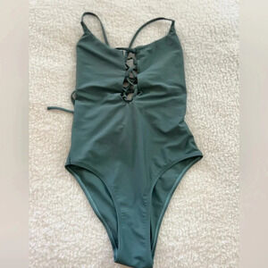 Quintsoul White Label | Front & Back Lace-Up One-Piece Swimsuit - Size M